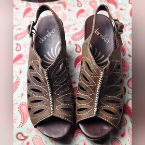 Dansko Rowena Cutout Slingback Heels ~ New ~ Size 36